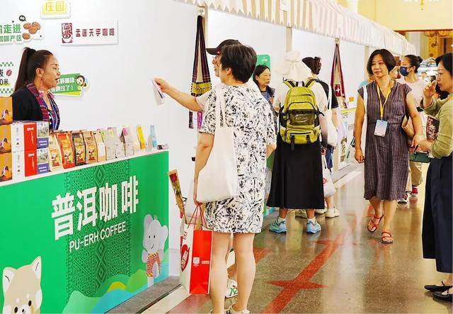 天花板”展销会成了文旅新爆款麻将胡了试玩模拟器魔都“逛吃(图5)